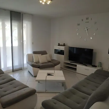 Palma 7 Lägenhet Poreč Exteriör bild